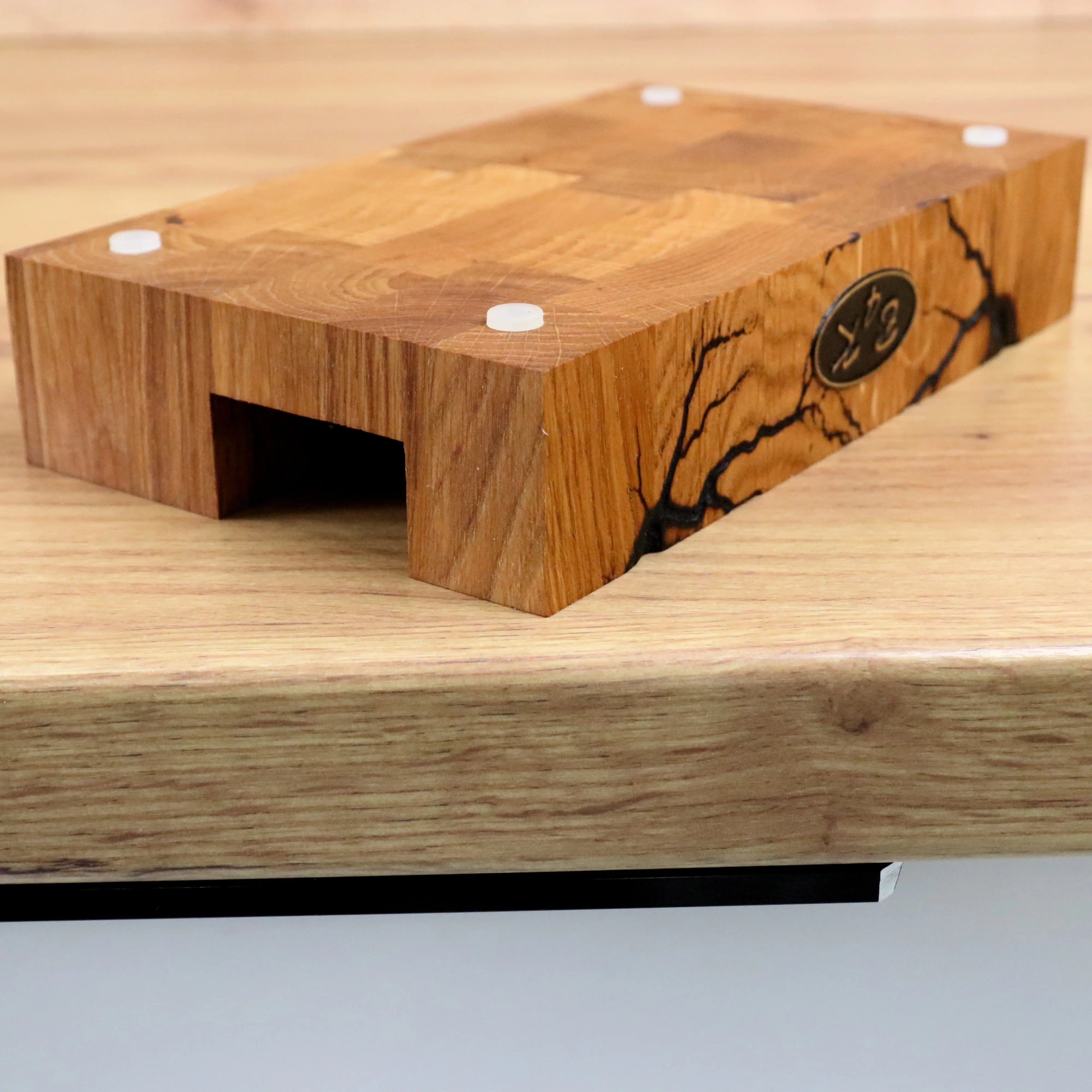 Lichtenberg-Blitze Designer 45x30x4cm Hackblock aus Eiche | Zweiseitig verwendbar | Handgemacht B4K